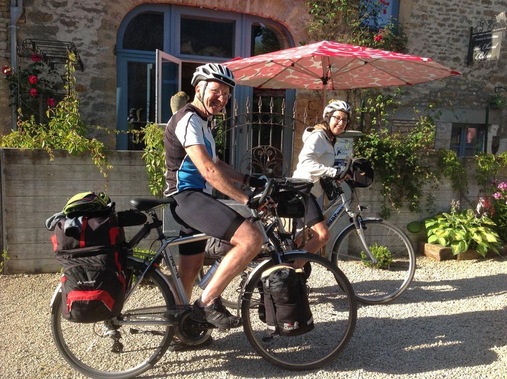 Au Cheval Bleu Bed & Breakfast Fontenay-pres-Vezelay Ngoại thất bức ảnh